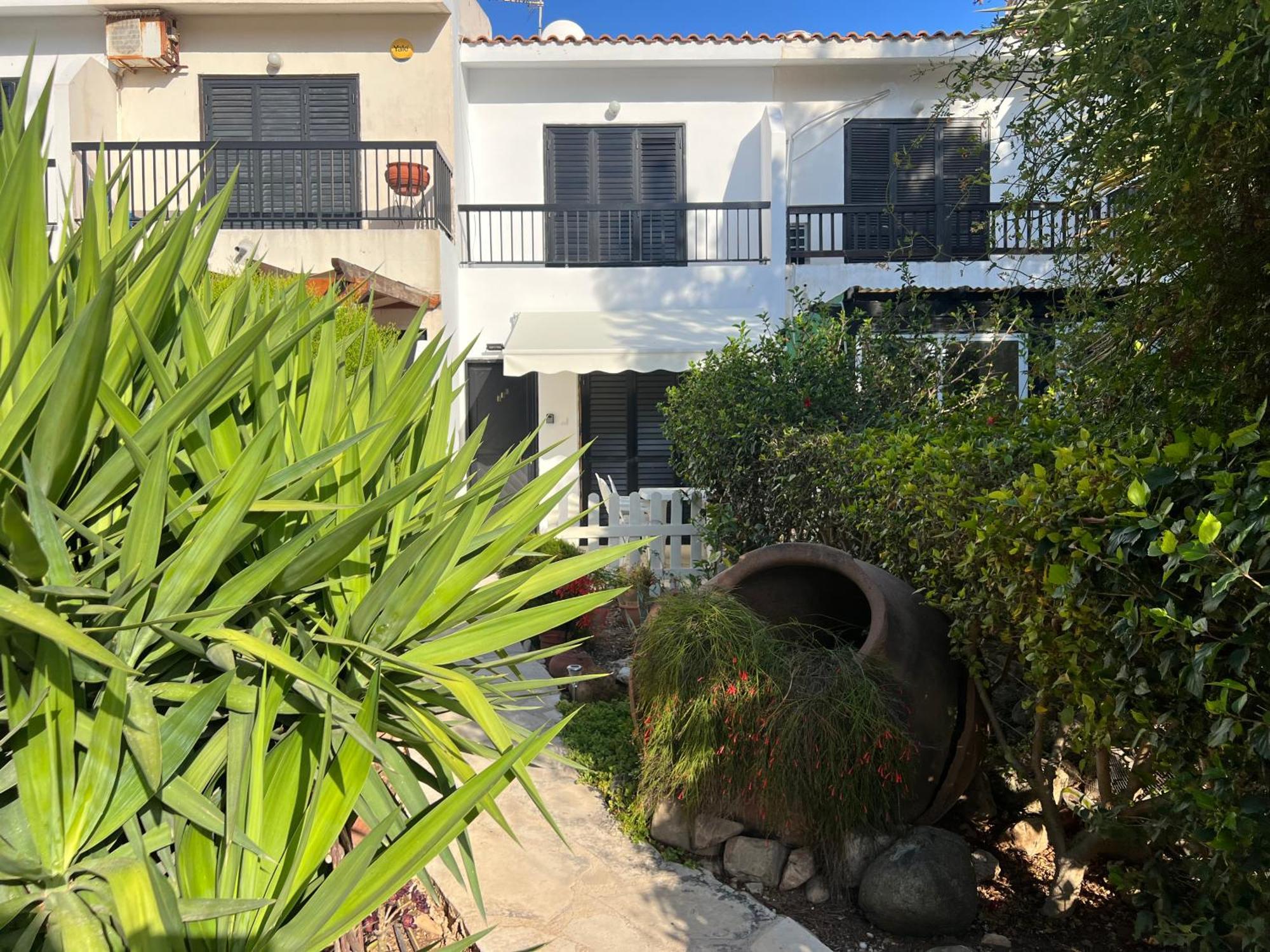 Villa Natalia'S Townhouse, Margarita Gardens 003 Paphos Exterior foto